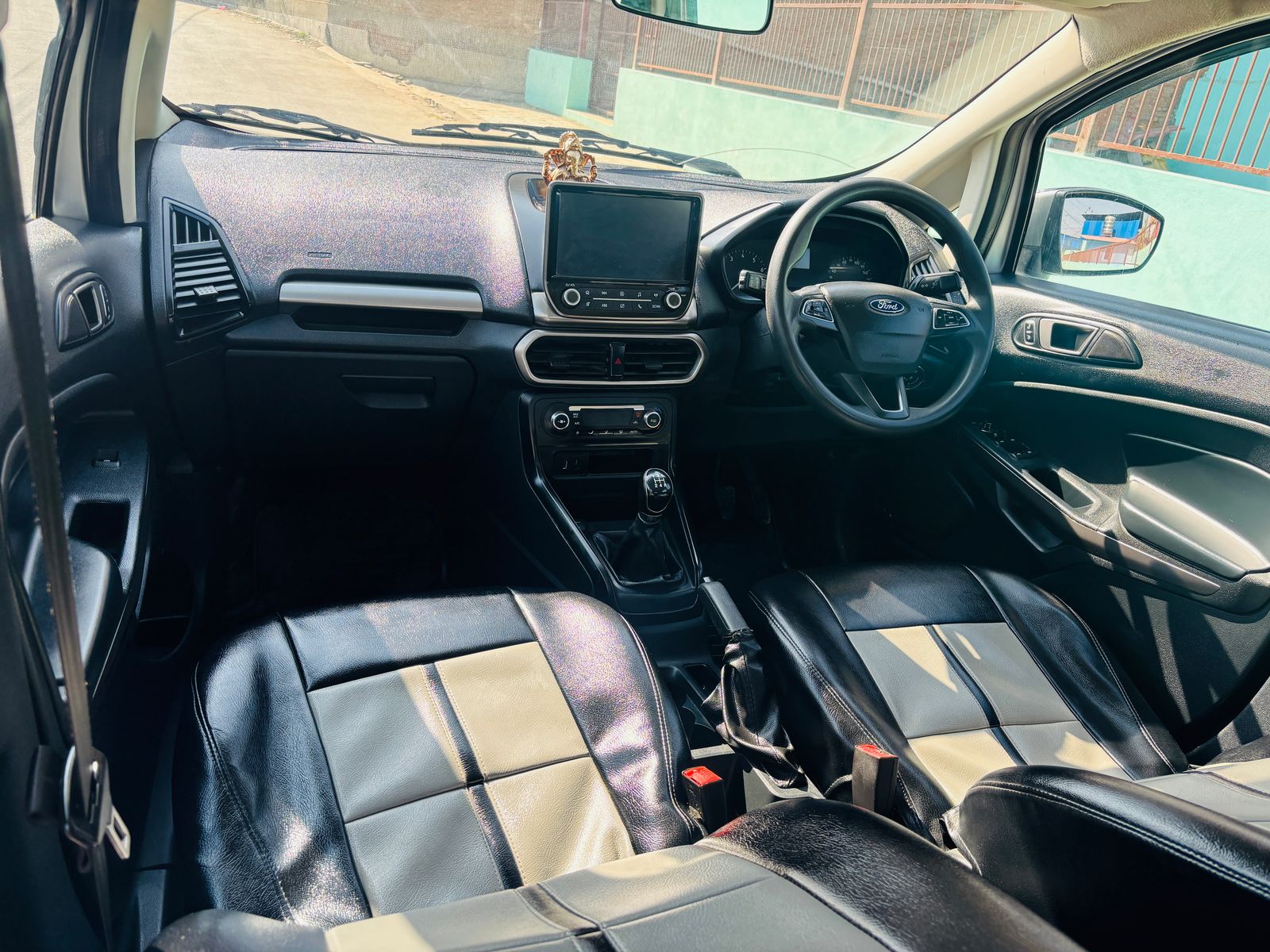 carDetail image