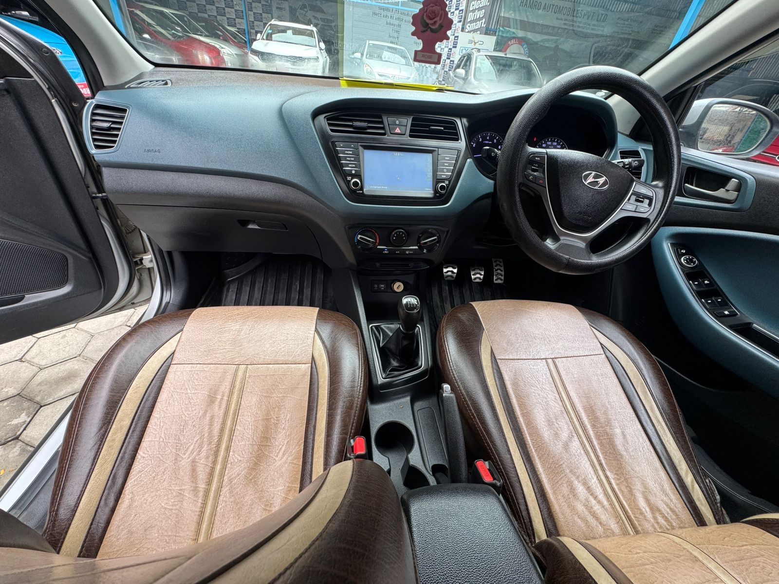 carDetail image