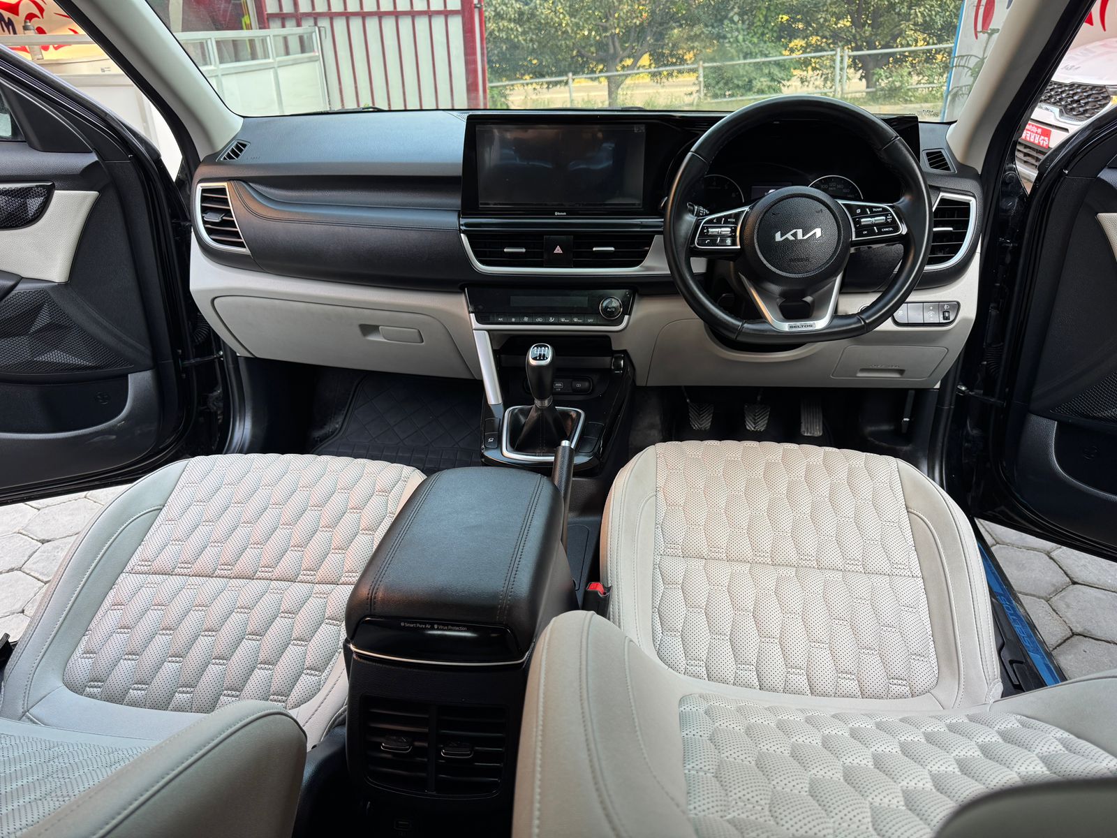 carDetail image